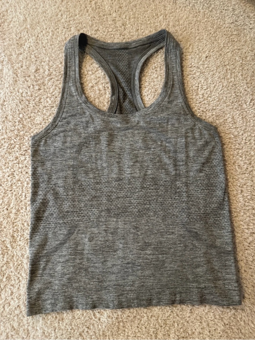 Lululemon swiftly tank Size 4 waist length